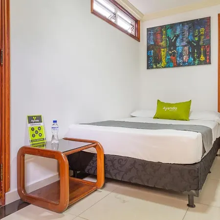 Hotel Boutique Laureles Home - Ayenda 1258 (Adults Only) Medellín Exterior foto